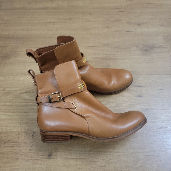 Michael Kors Arley Leather Ankle Boots - Picture 4 of 15